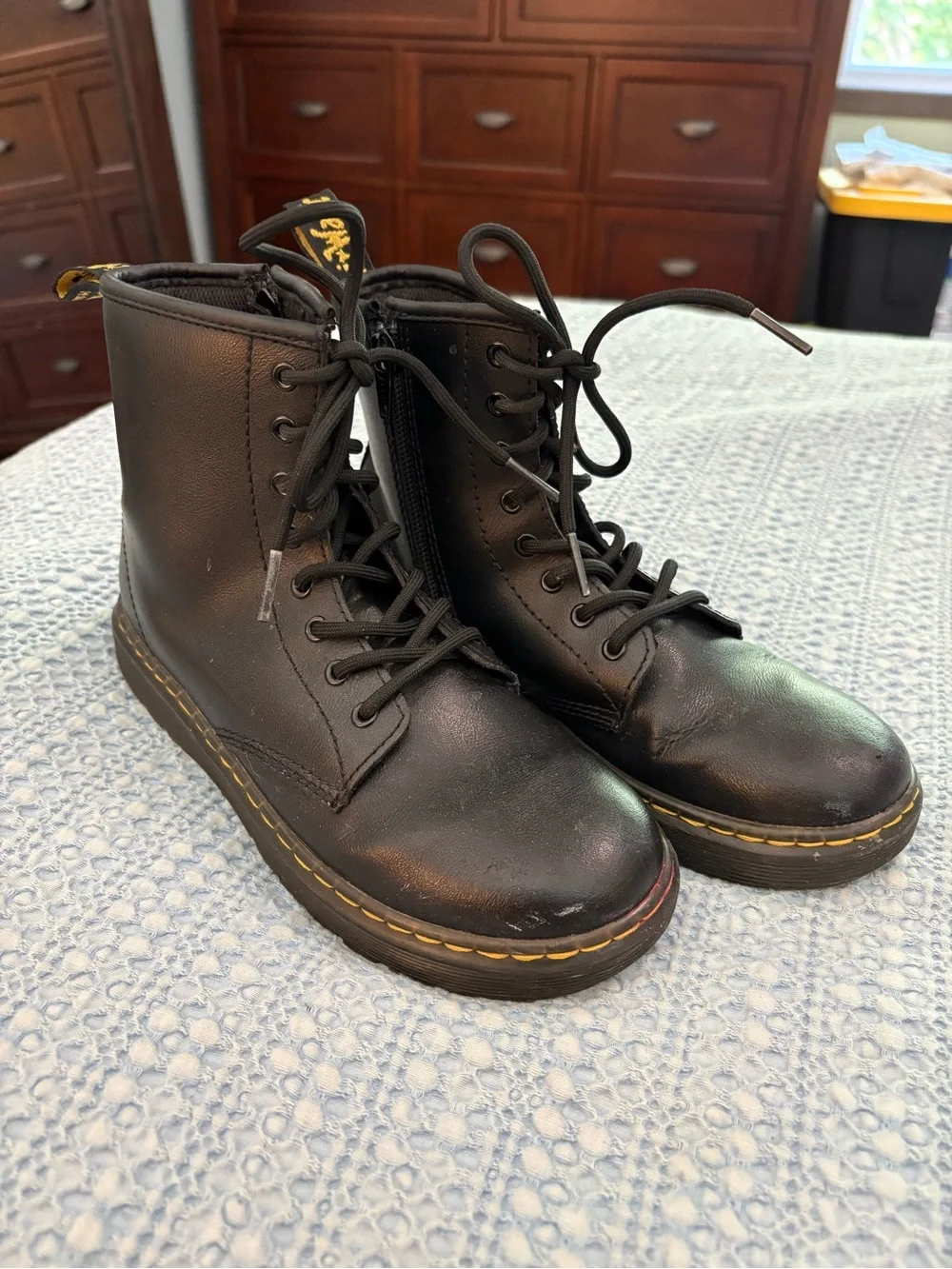 Dr. Martens Zavala J Youth Side Zip Combat Boots Black Yellow Stitching Size 4